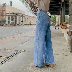 Can't Resist High Rise Wide Leg Jeans